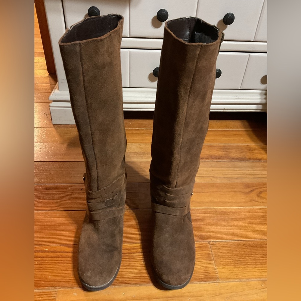 Steve Madden Suede boots